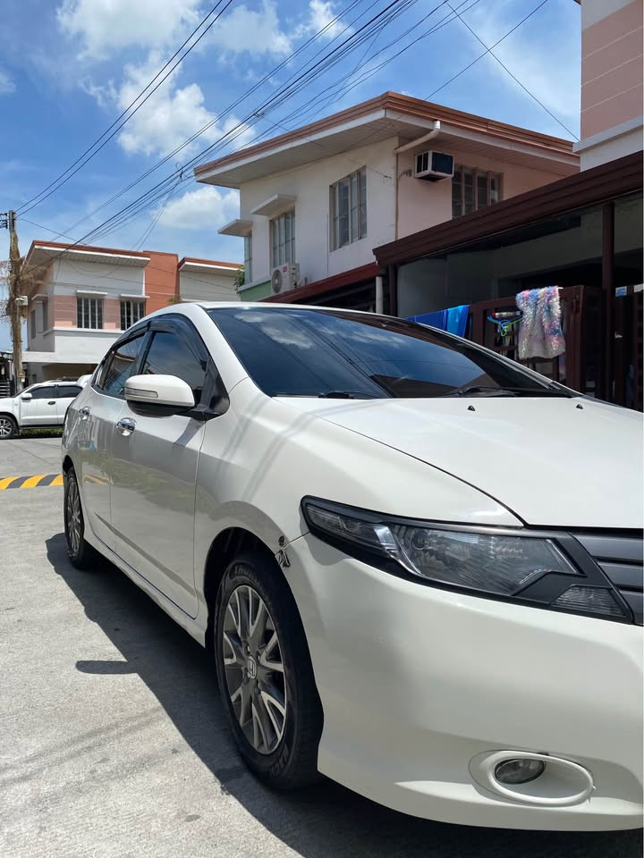 2010 Honda photo 5