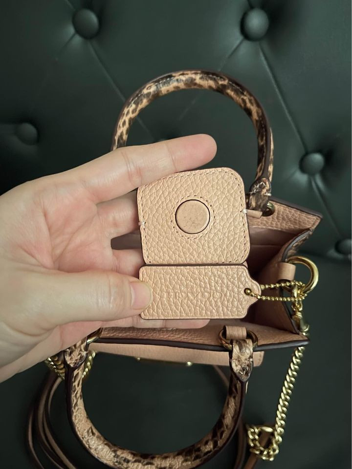 Coach Mini Pepper in Blush Pink photo 5