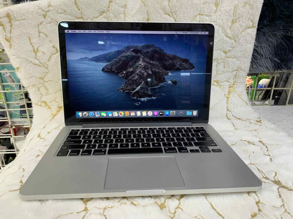 MacBook Pro Retina 13-inch 2015 8GB RAM 512 SSD Complete With Box photo 2