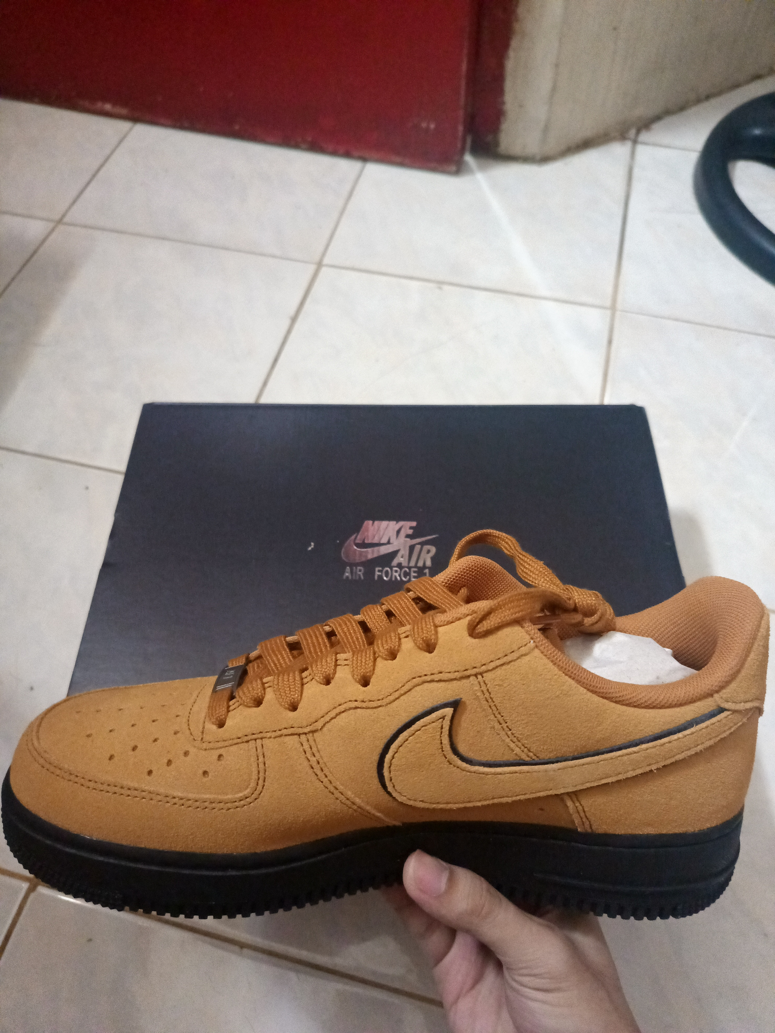 Nike Air Force 1 Lvl8 photo 2