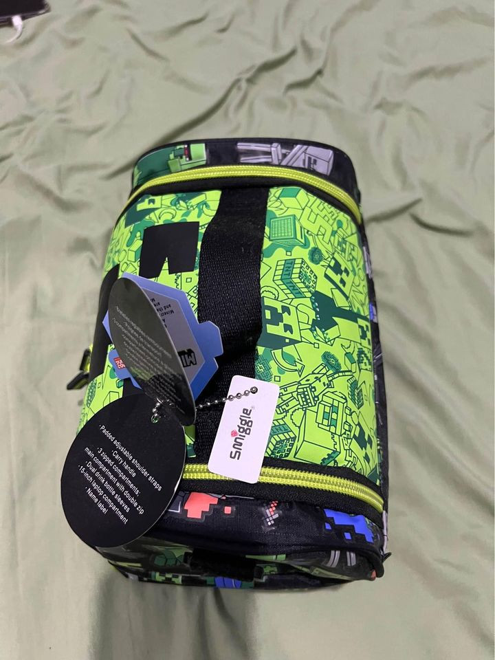 Brandnew Smiggle Minecraft Lunchbag photo 5