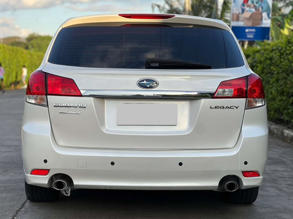 2010 Subaru legacy gt 2.5 turbo diesel wagon photo 4