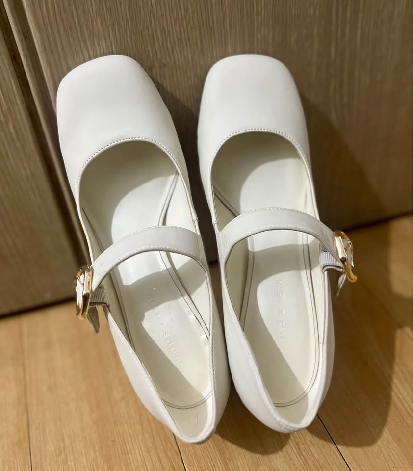 Charles and Keith Mary Jane Shoes photo 3