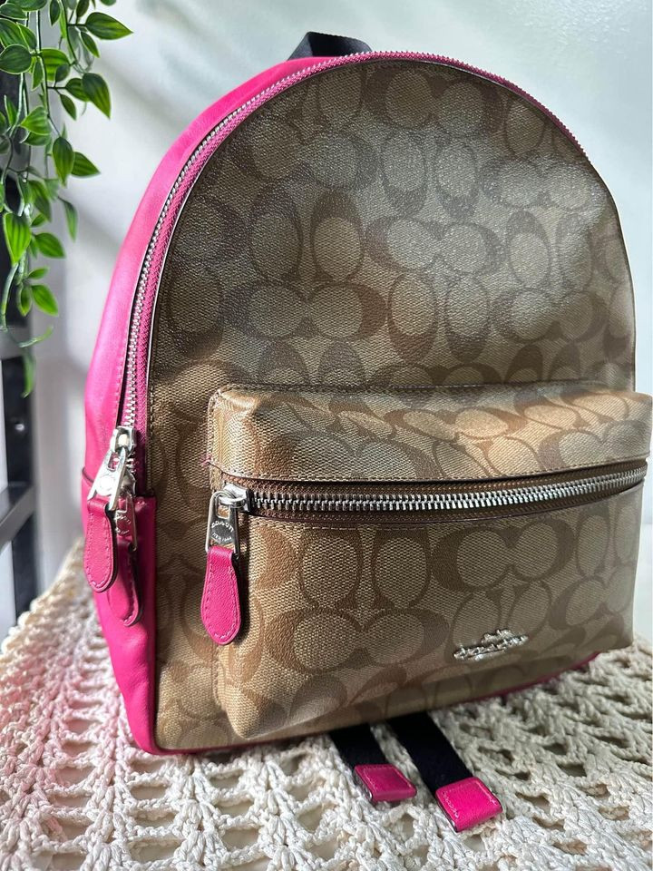 Coach Charlie Backpack in Signature Canvas - Pink photo 4