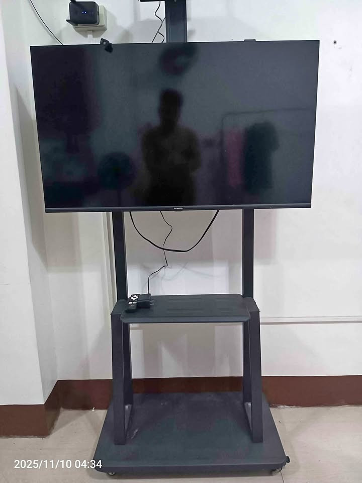 43 Google TV with stand photo 2
