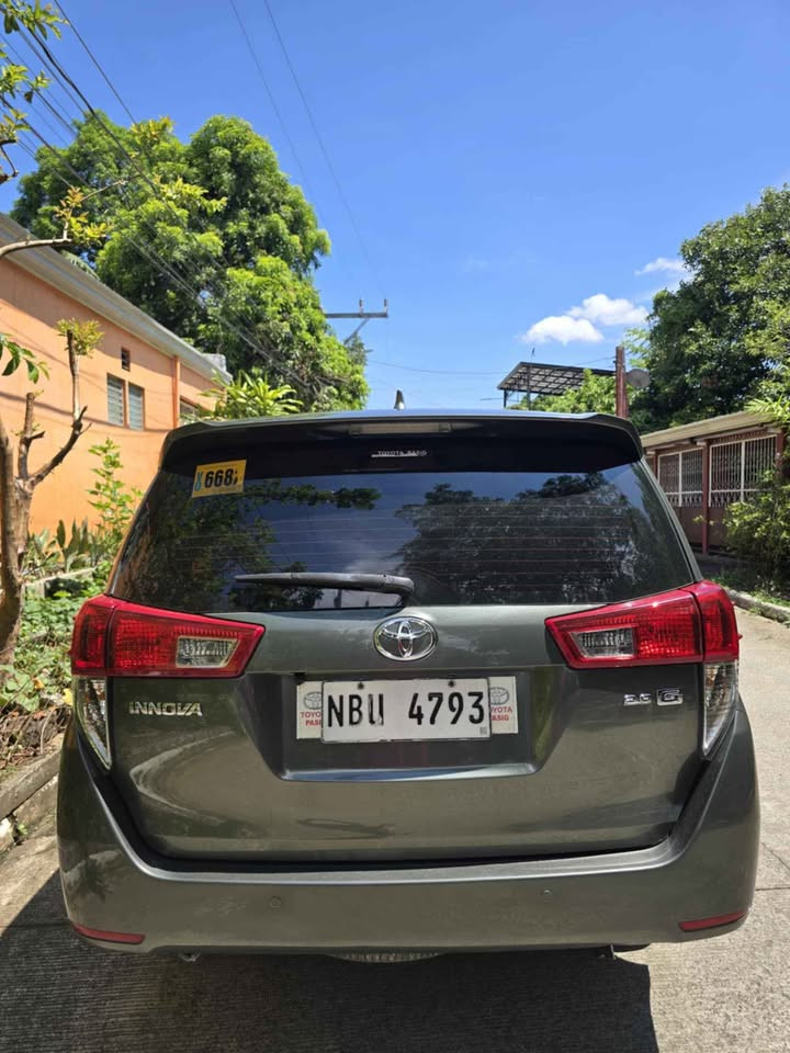 2017 Toyota innova photo 3