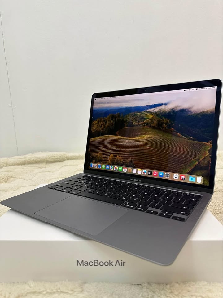 Macbook Air M1 Chip 13 2020