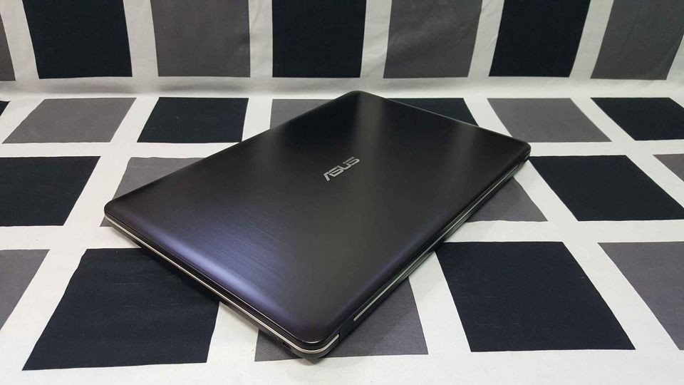 Asus gaming core i5 8th Generation 12gb ram 256gb ssd photo 5