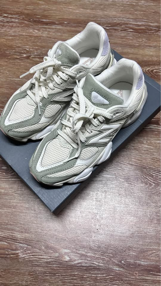 New Balance 9060 US 5 mens photo 2