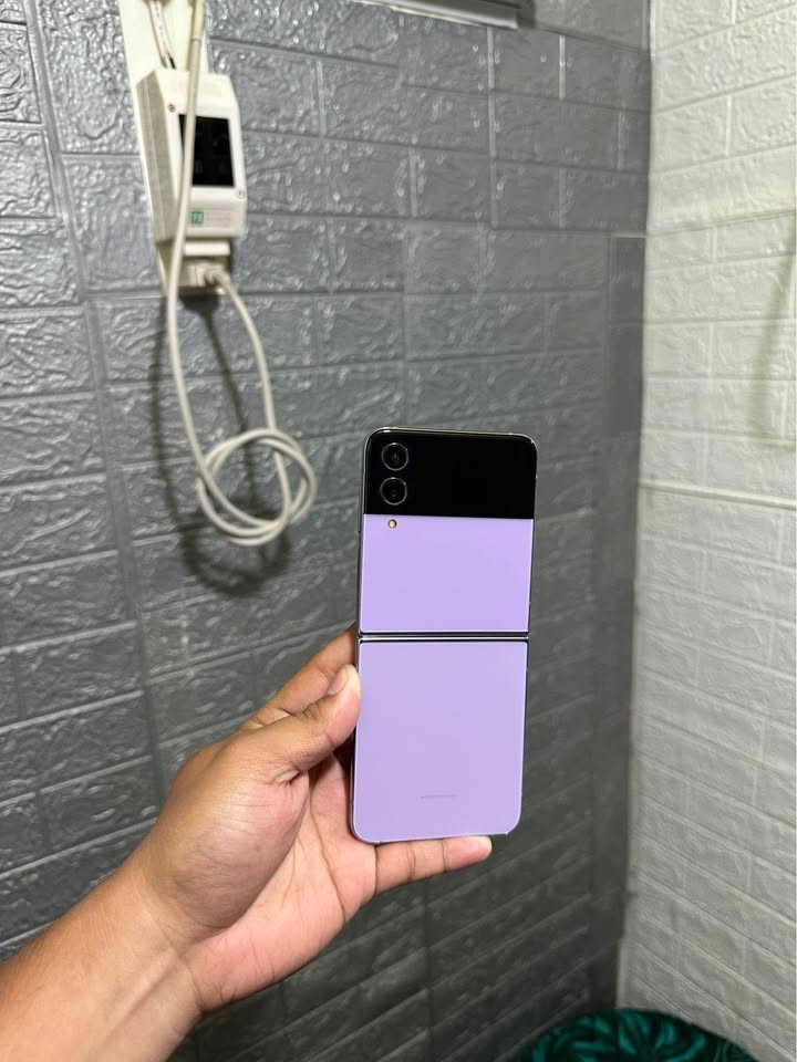 Samsung Flip 4 5G 8/256gb photo 3