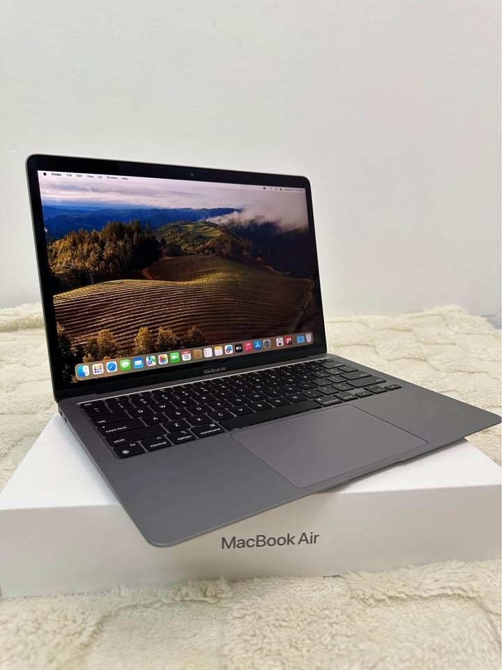 Macbook Air M1 Chip 13 2020 photo 2