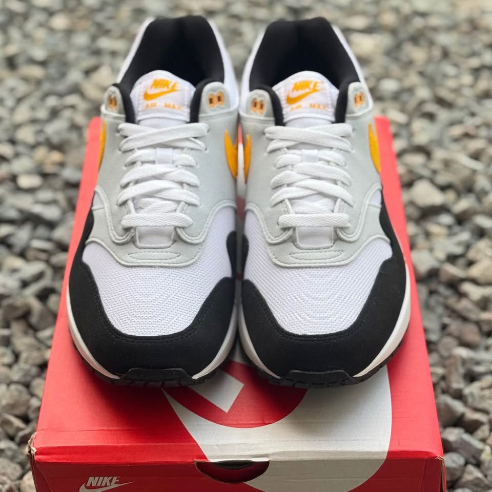 Men’s Airmax 1 University Gold Oregon photo 5
