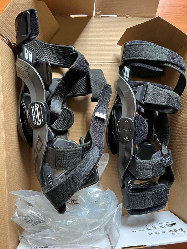 POD BRAND KNEE BRACE MEDIUM/LARGE ORIGINAL photo 2