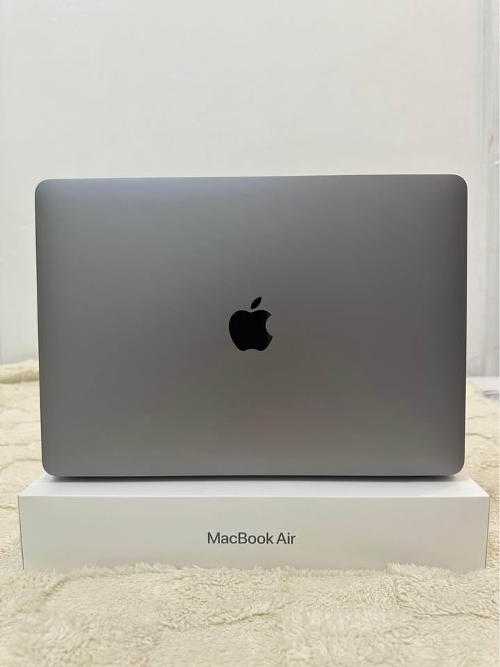 Macbook Air M1 Chip 13 2020 photo 3