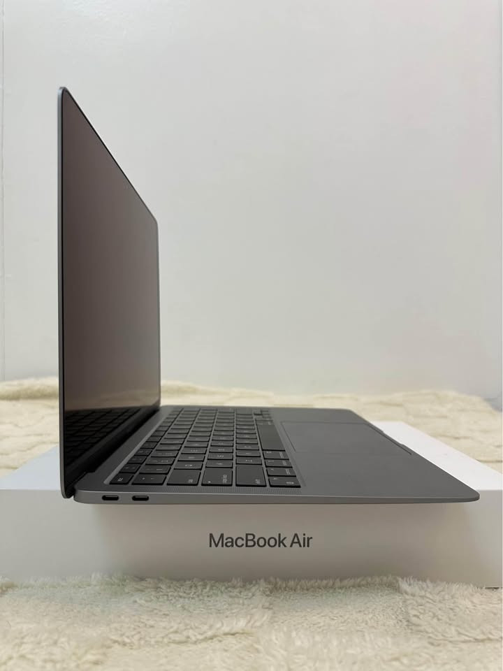 Macbook Air M1 Chip 13 2020 photo 4