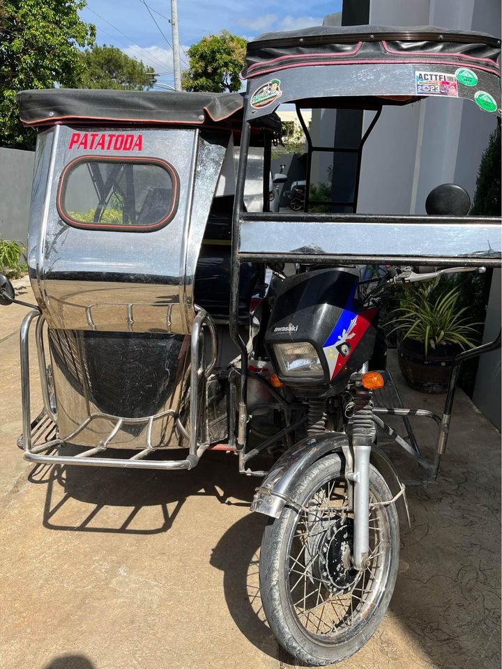 TRYCIKLE FOR SALE ( BARAKO WITH SIDE CAR ) private trycikle