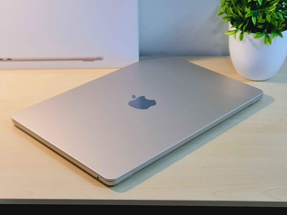 Macbook Air 13inch 2022 M2 Under warranty Of apple store photo 5