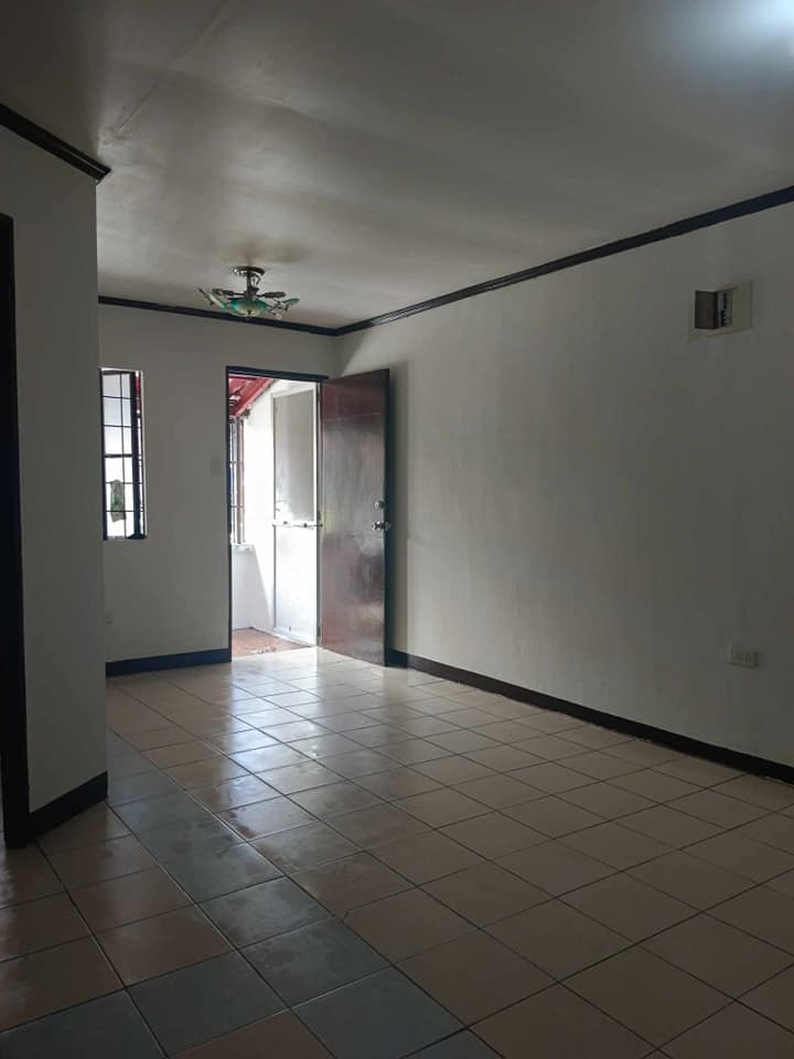 HOUSE & LOT FOR SALE photo 4