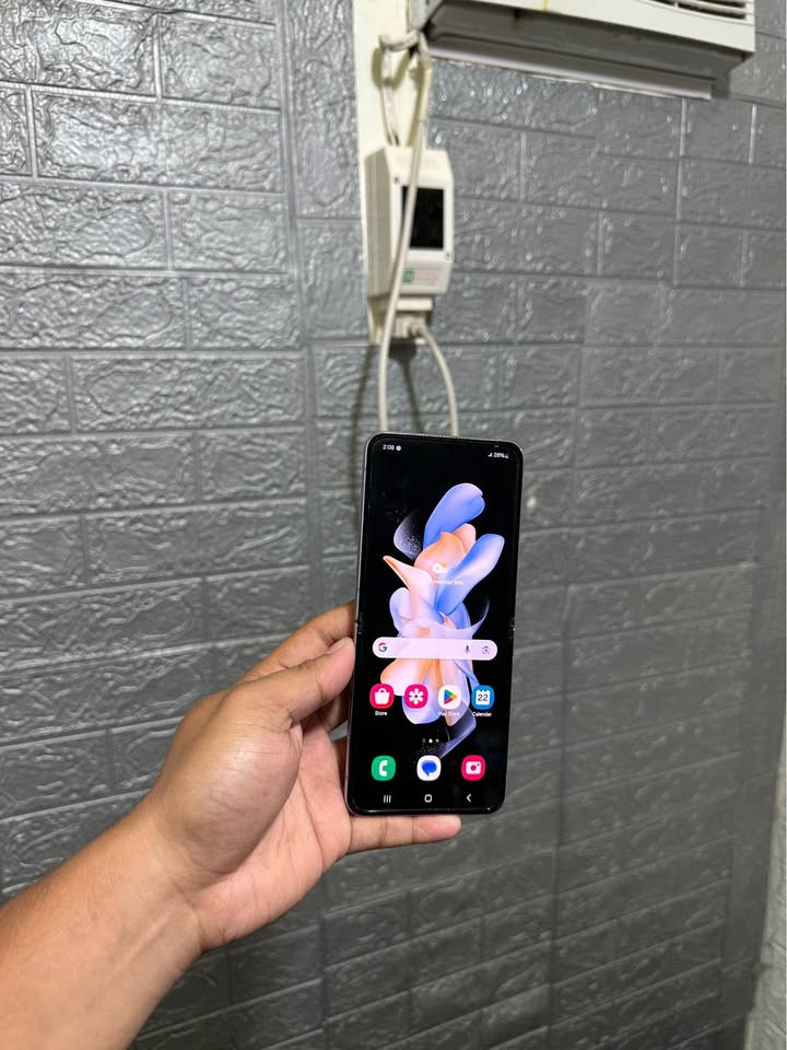 Samsung Flip 4 5G 8/256gb