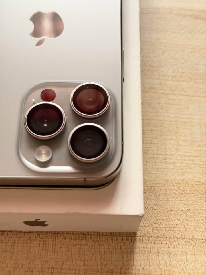 IPHONE 15 PRO photo 5