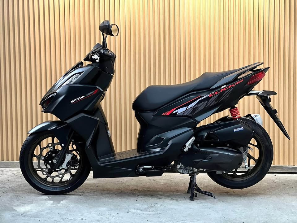 Honda click 160 photo 3