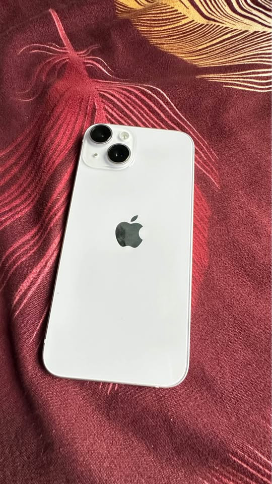 iPhone 14 photo 3