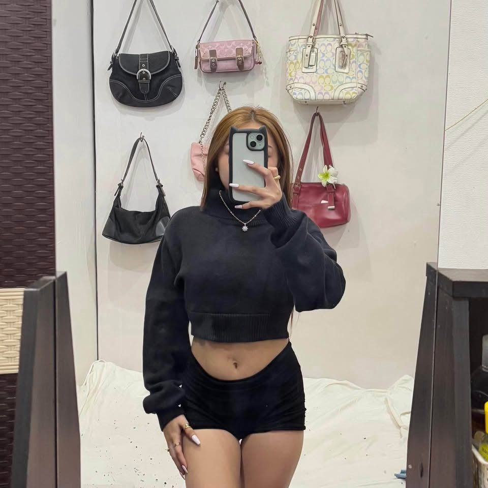 Sweater Weather photo 3