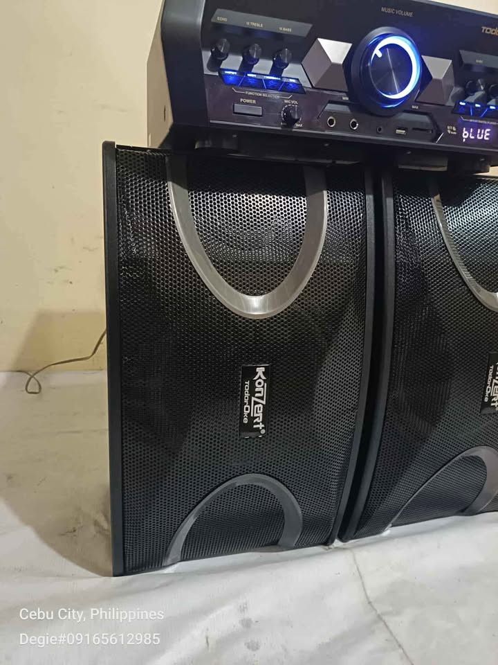KARAOKE SET UP photo 3