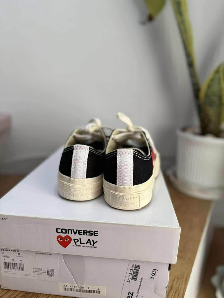 Original Converse CDG low photo 3
