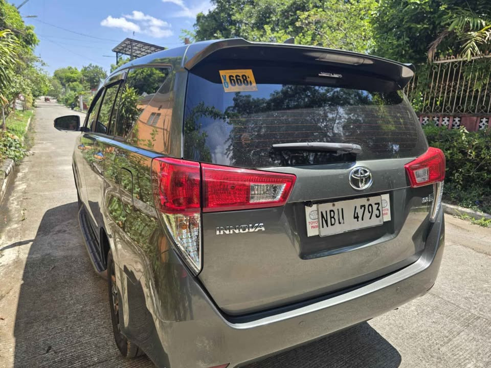 2017 Toyota innova photo 2