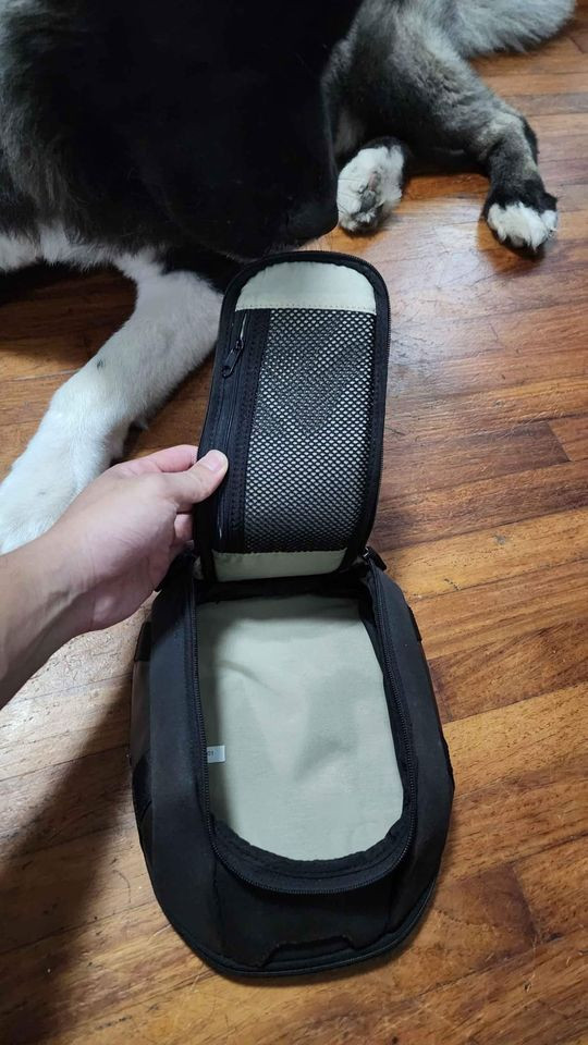 SW Motech magnetic tank bag photo 3