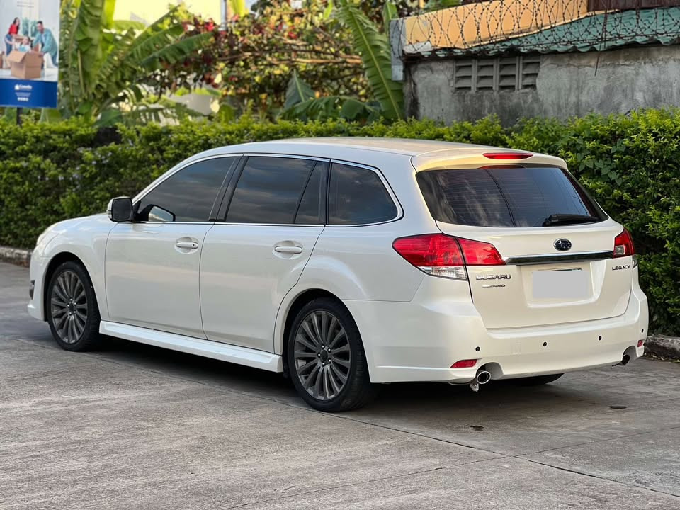 2010 Subaru legacy gt 2.5 turbo diesel wagon photo 3
