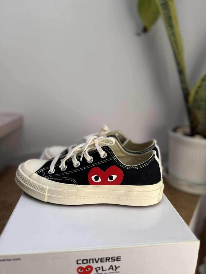 Original Converse CDG low photo 4