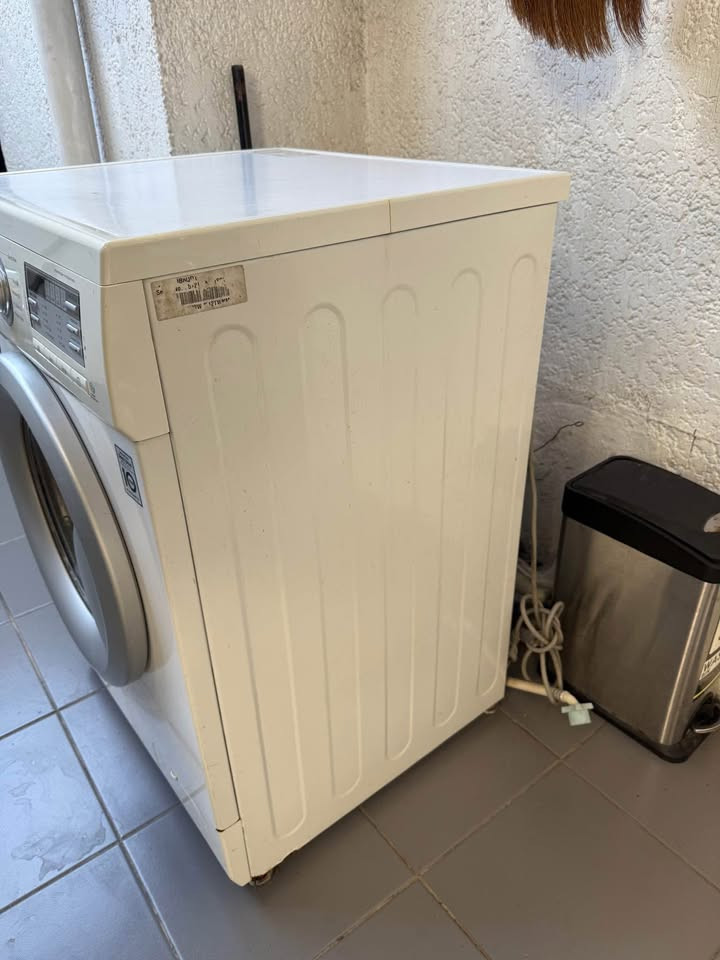 LG washing Machine front load inverter photo 3