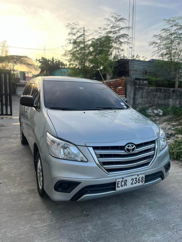 2016 Toyota innova photo 2