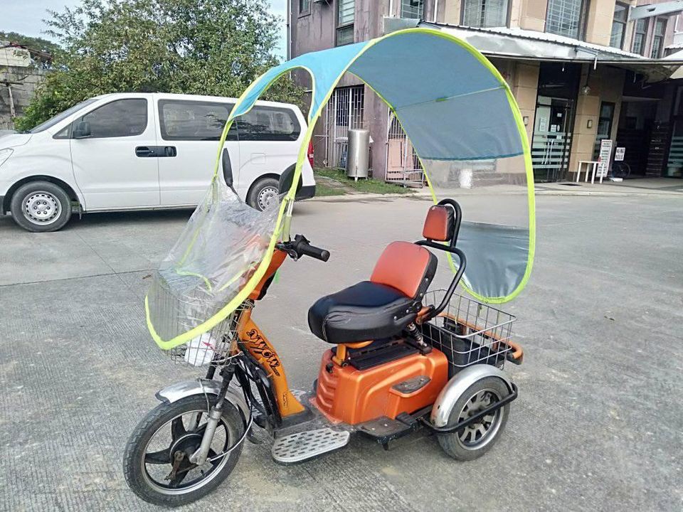 NWOW 3-Wheel with charger photo 3
