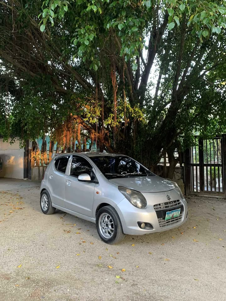 2011 Suzuki celerio photo 2