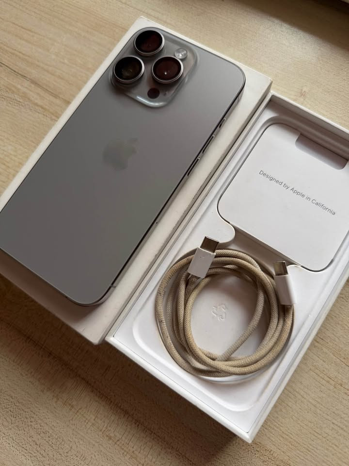 IPHONE 15 PRO photo 4